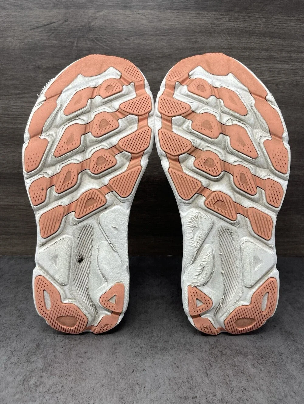 HOKA Clifton 9 Womens Size 8.5 Cantaloupe White Road Running Walking Shoes